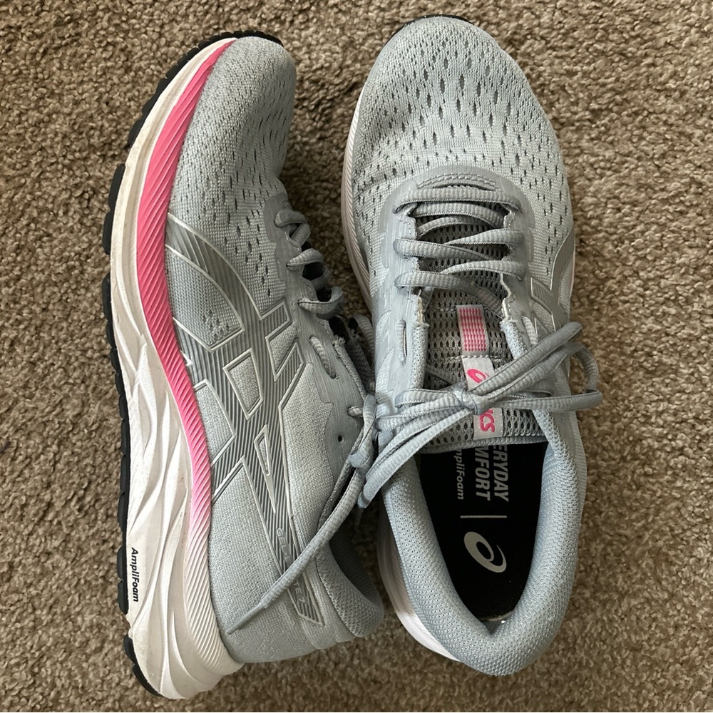 ASICS Gel Excite 7 - women 10 wide